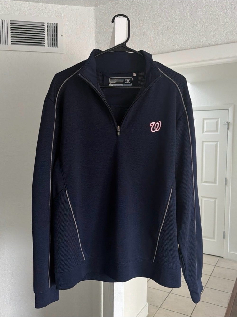 Washington Nationals Cutter & Buck Quarter-Zip Pullover. Men’s Size Medium. MLB